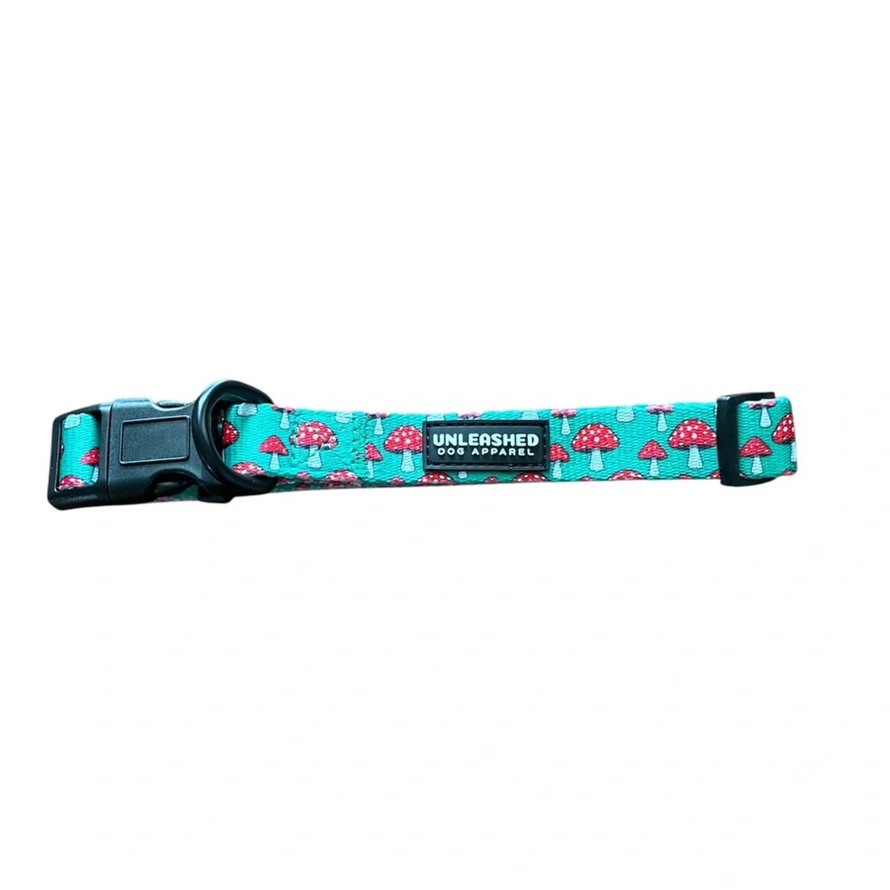 Unleashed Dog Apparel Collar Adjustable Strap Red Mushroom Print Boho Medium
